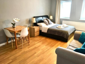 Lovely Studio Room in the heart of Kingston upon Thames Kingston Upon Thames